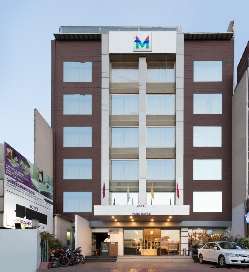 Mint Park Maple Amritsar Exterior photo