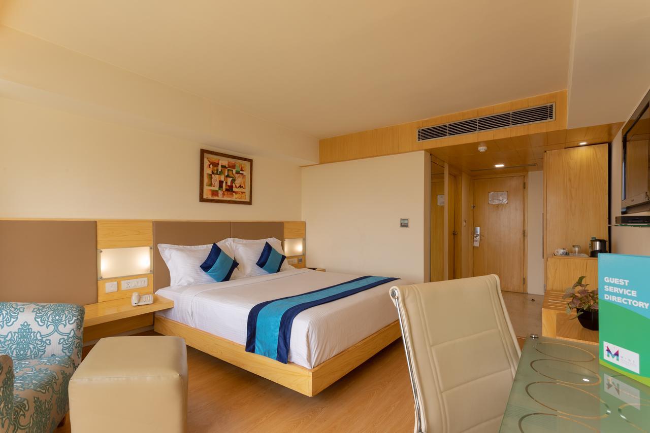 Mint Park Maple Amritsar Exterior photo